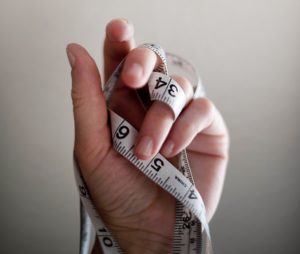 10 Dicas que podem te auxiliar a Perder Peso ainda mais Rápido e também podem tornar isso mais Fácil!